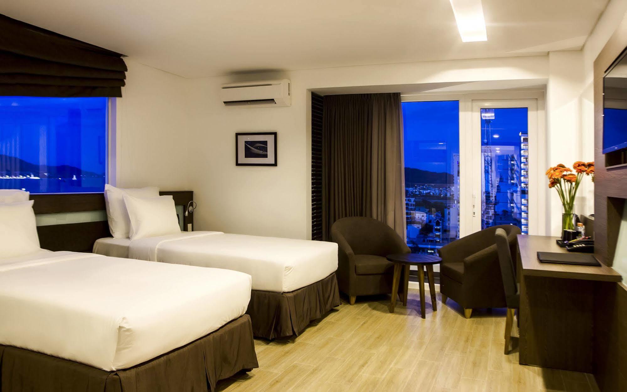 Aroma Nha Trang Boutique Hotel Exterior photo